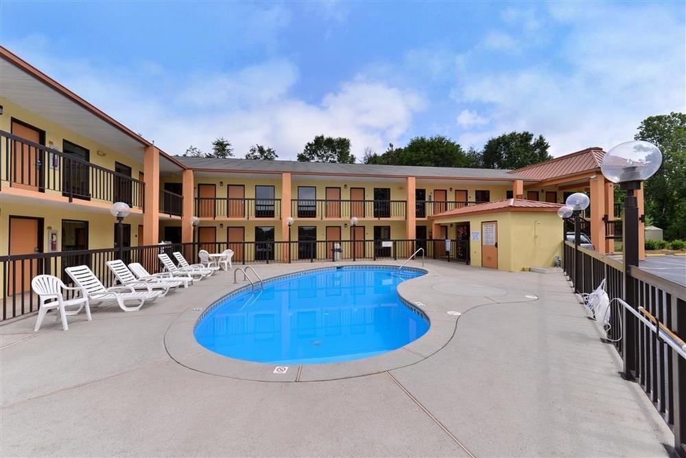 Quality Inn Commerce At I-85 Удобства фото